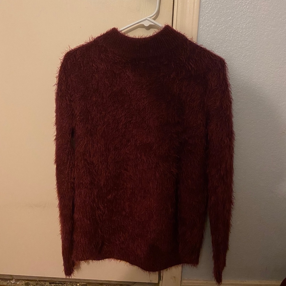 Furry sweater burgundy